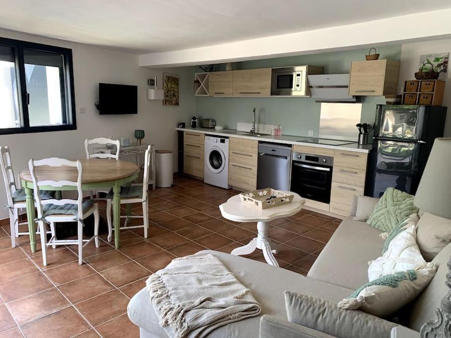 Appartement Bas De Maison Lavilledieu  ภายนอก รูปภาพ